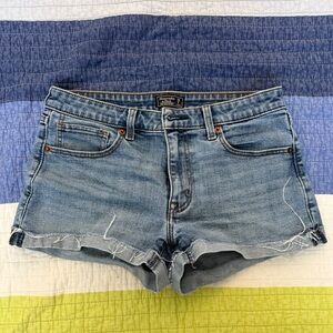 Abercrombie - Low Rise Short Short (2.5” inseam)